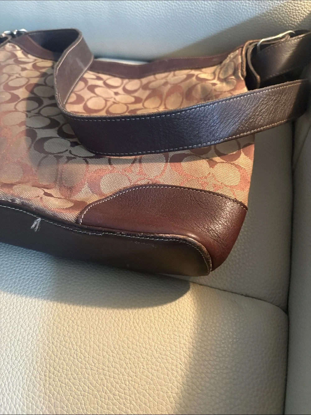 Coach crossbody signature